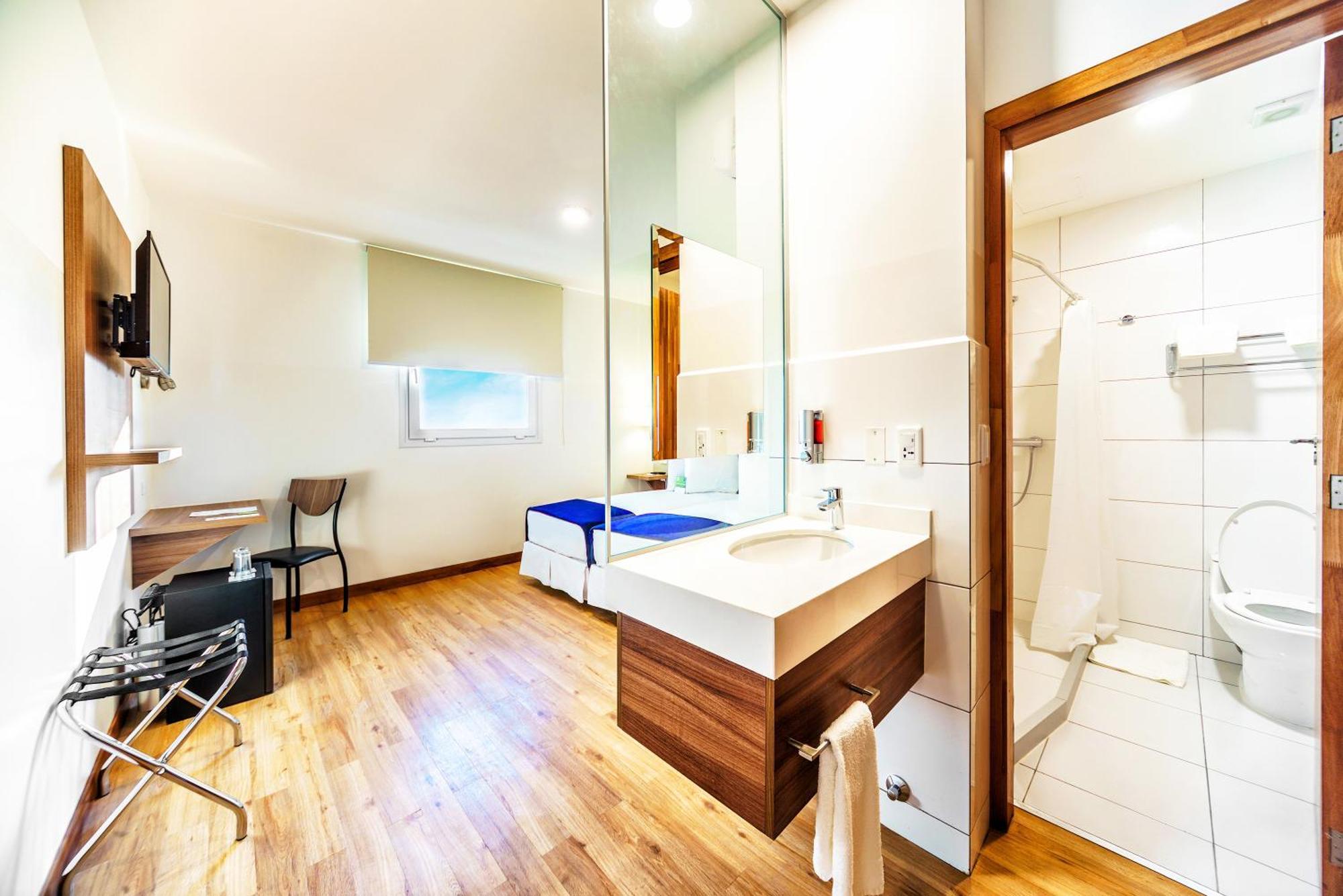 Lp Equipetrol Hotel Santa Cruz de La Sierra Kültér fotó