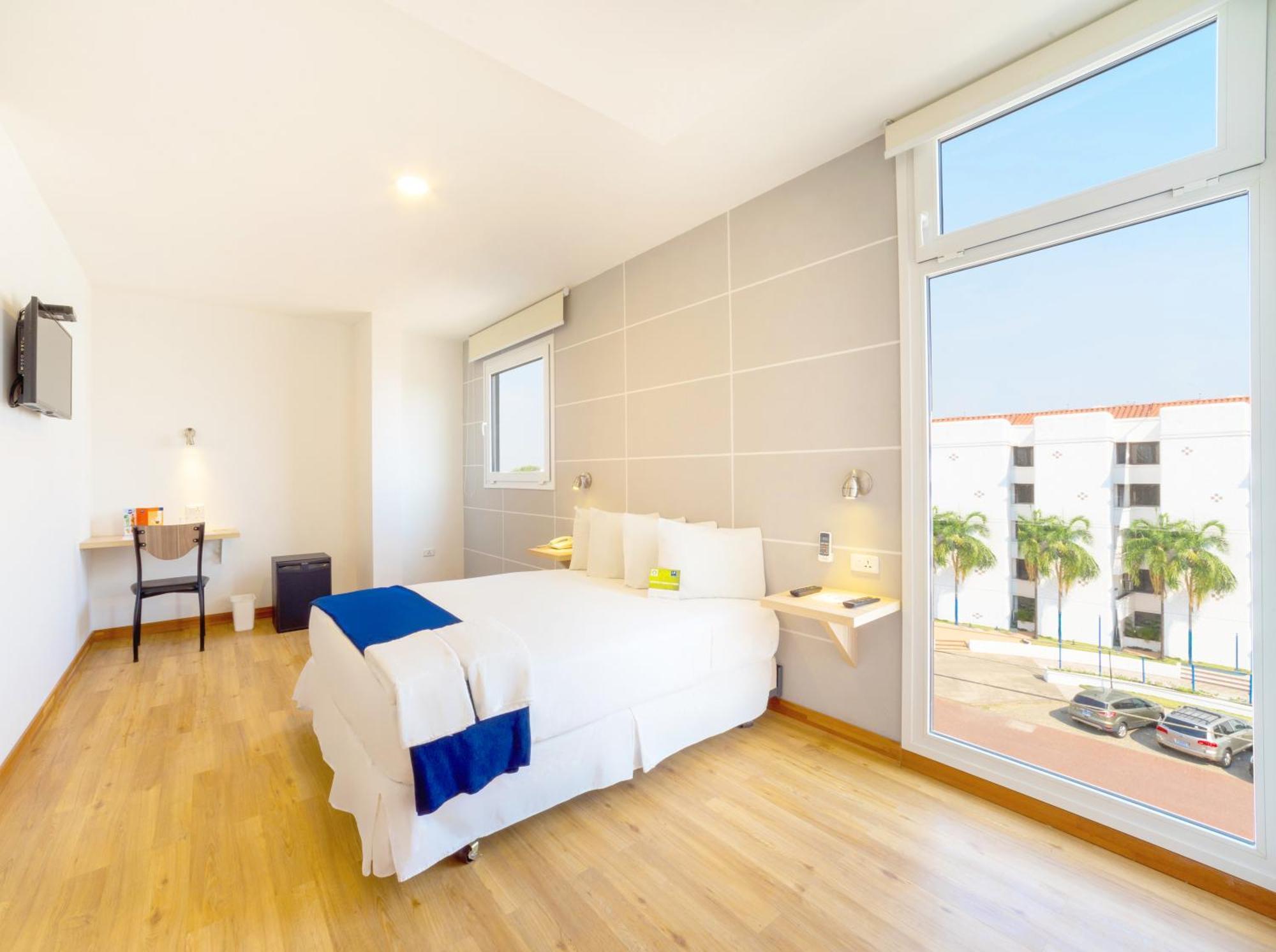 Lp Equipetrol Hotel Santa Cruz de La Sierra Kültér fotó
